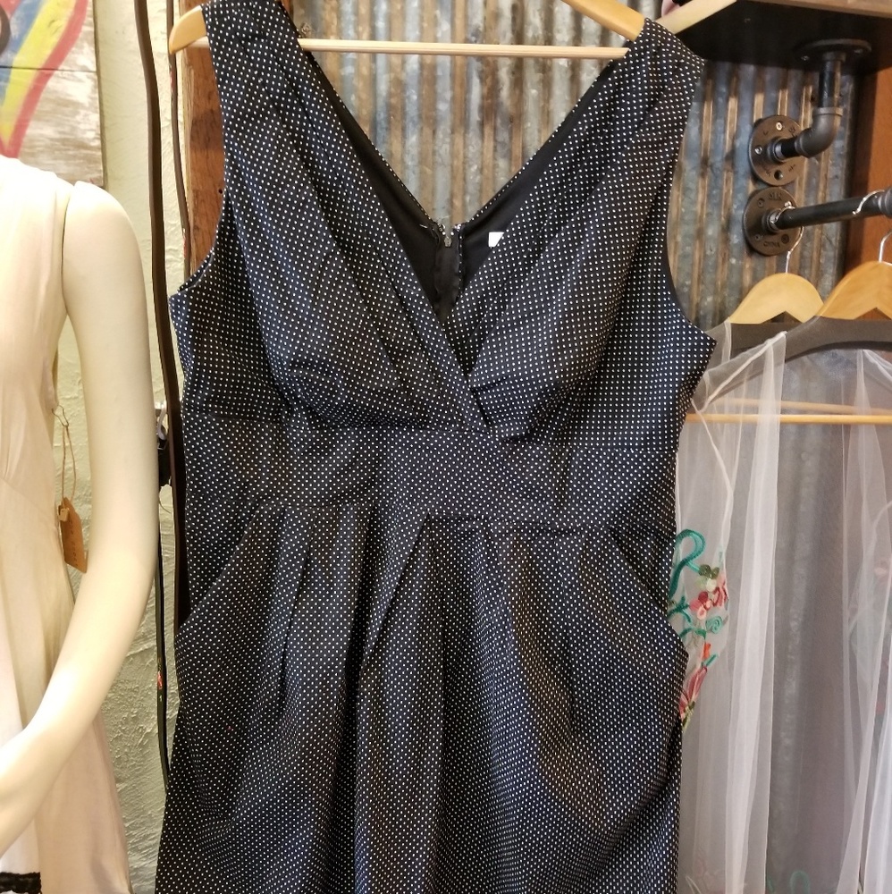 Sexy V-neck Black Polka dot dress with pockets 18